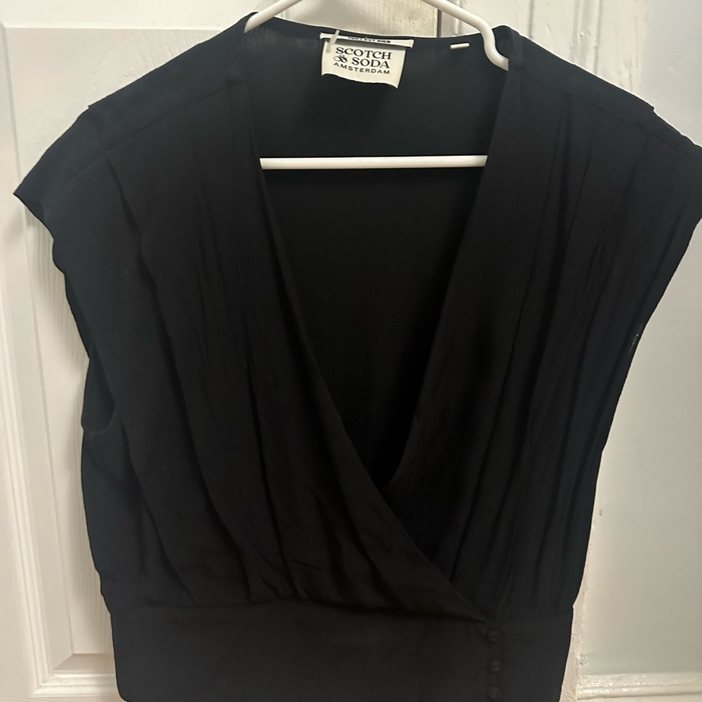 Scotch & Soda black short sleeve blouse